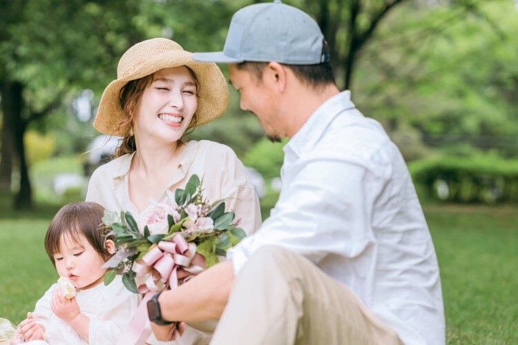 結婚14年目は「象牙婚式」でお祝い!強い絆を感じられるプレゼントを【記念日を想うとき】