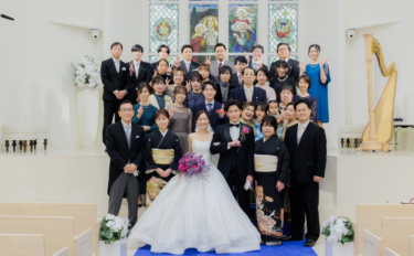 結婚式の親族の服装は？親や兄弟姉妹・子どもや親戚の服装マナーを解説