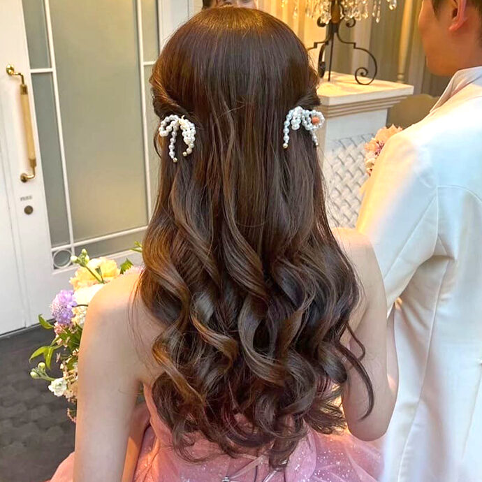 ハーフツインの花嫁ヘア