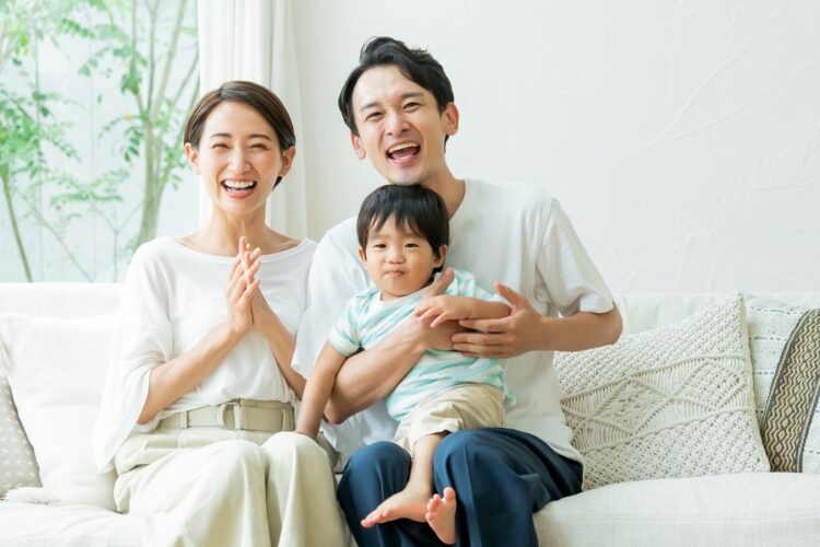 結婚15周年は「水晶婚式」。意味やおすすめの贈り物を紹介【記念日を想うとき】