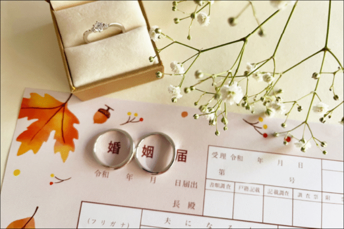 アニヴェルセルオリジナルデザイン婚姻届