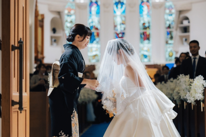 ⑤想いがあふれる演出「花嫁のベールダウン」