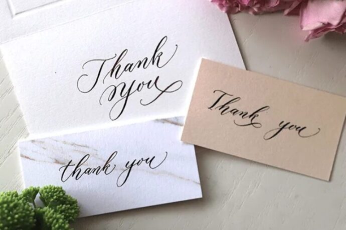 手書き風の温かさはアニヴェルセルフォントで