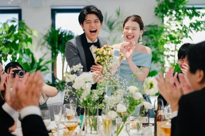 ①春の花をゲストにお届け！フラワーサービス