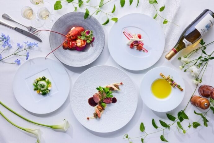 料理・ドリンクの種類や内容を見極める