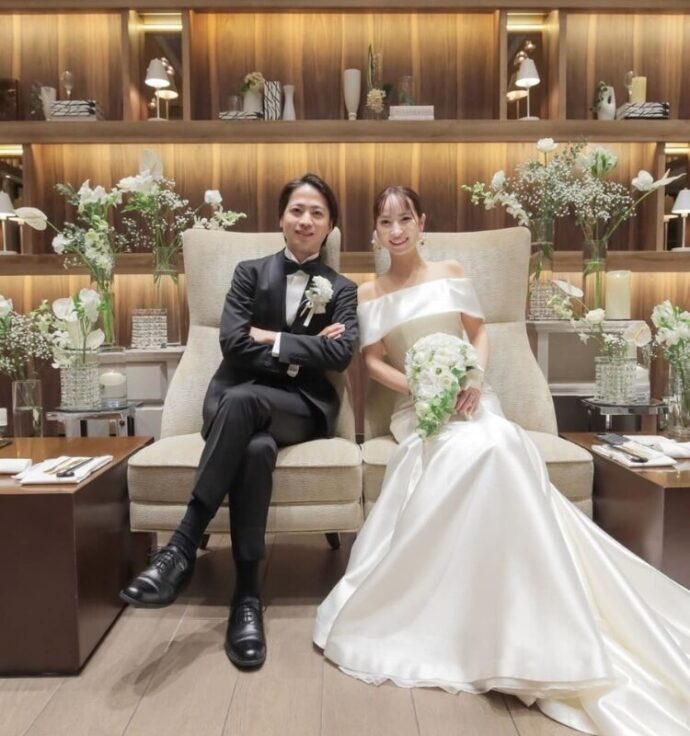 ③モダンな大人感あるナチュラルコーディネート