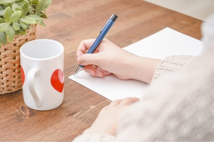 手書きのイラストを添える