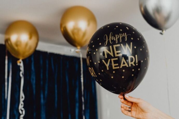年末年始_ニューイヤーを祝う飾り付け風船