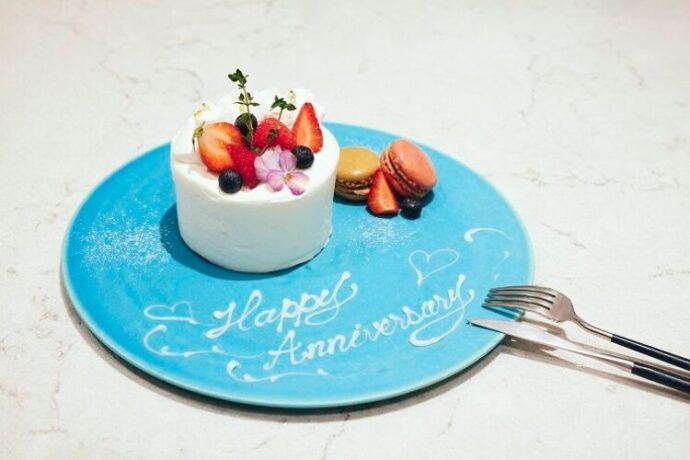 記念日を祝うケーキ