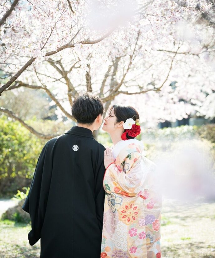 桜シーズンにおすすめ！和装でキスショット