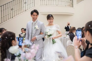 結婚式には誰を呼ぶべき？職場や友人の範囲、人数とゲストを選ぶポイント