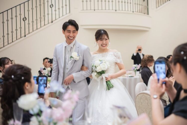 結婚式には誰を呼ぶべき？職場や友人の範囲、人数とゲストを選ぶポイント