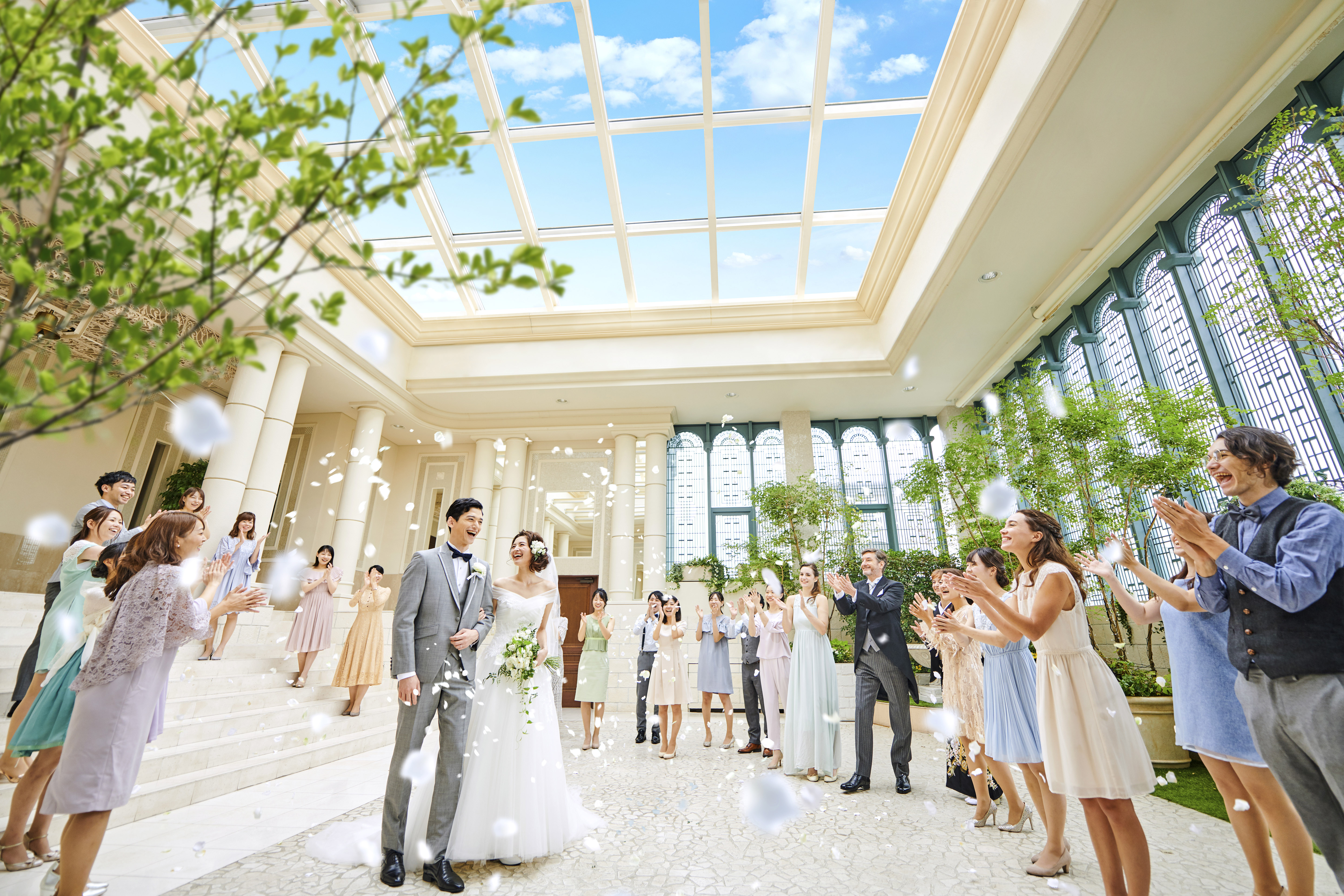 23年1 3月の挙式 60名270万 3万 全天候型で安心の結婚式を 公式 柏市の結婚式場 ウェディング アニヴェルセル 柏